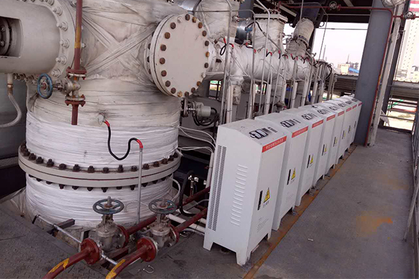 擴(kuò)散泵電磁加熱器使用時(shí)需要注意什么？